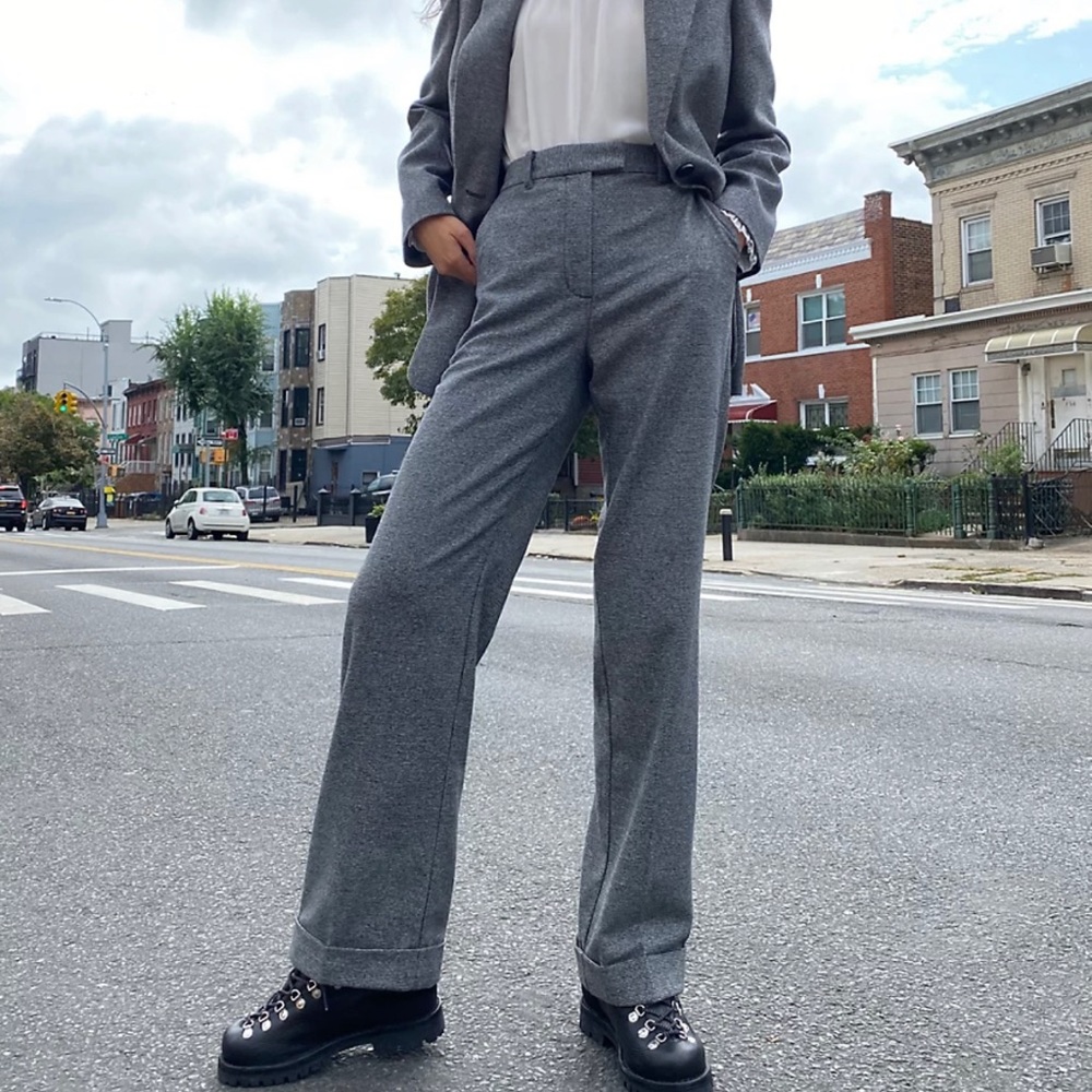 Aritzia Wilfred Andalusia High Rise Gray Pant
